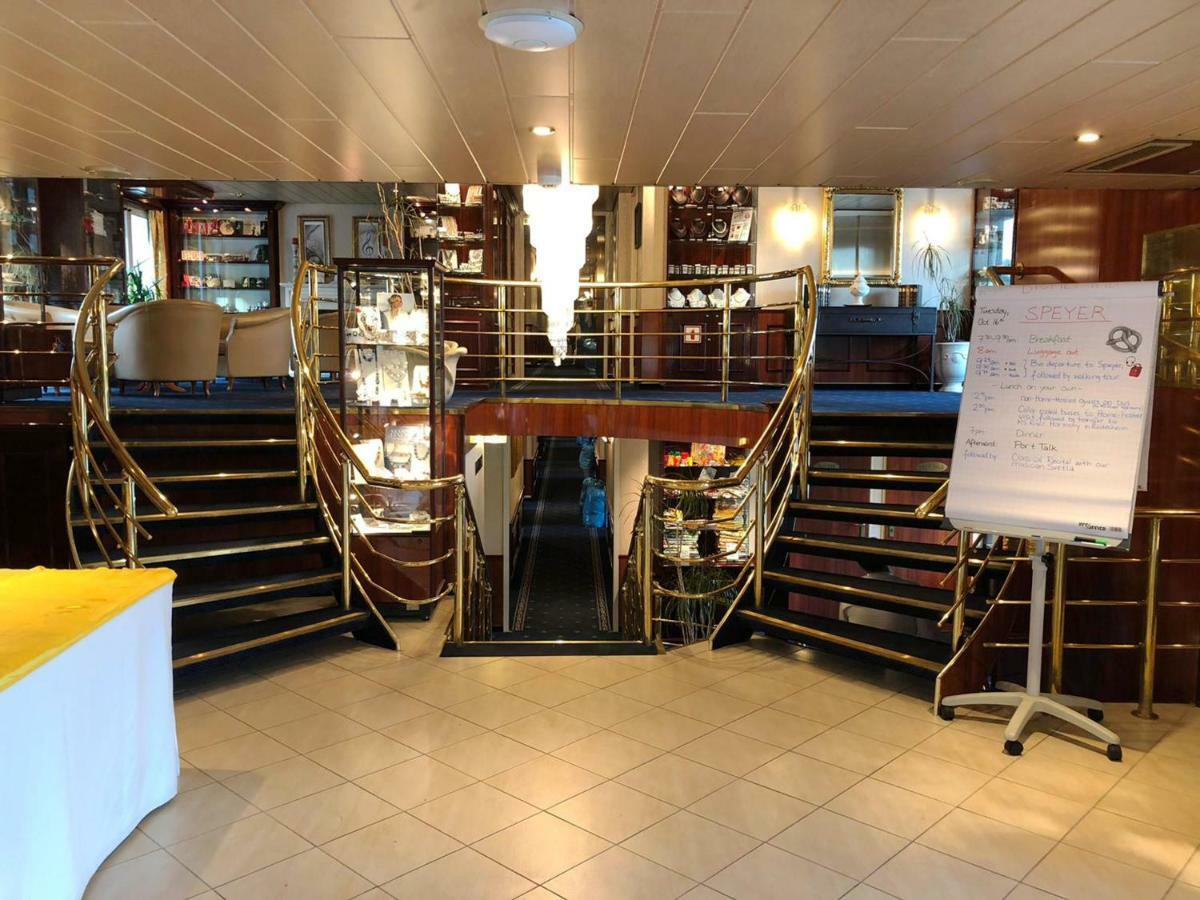 Fairtours Hotelschiff Dutch Melody**** Botel Köln